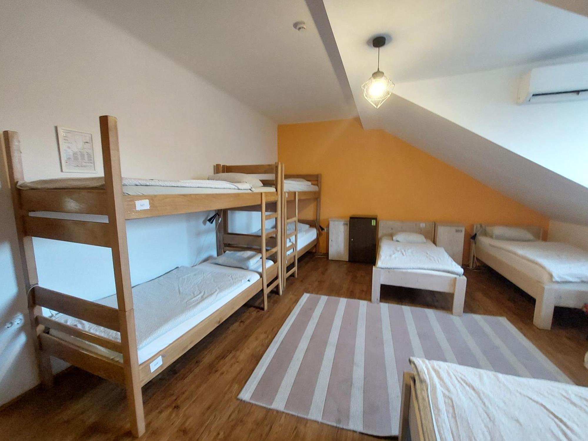 Vv Way - Lisica Zvitorepka Ljubljana Ngoại thất bức ảnh