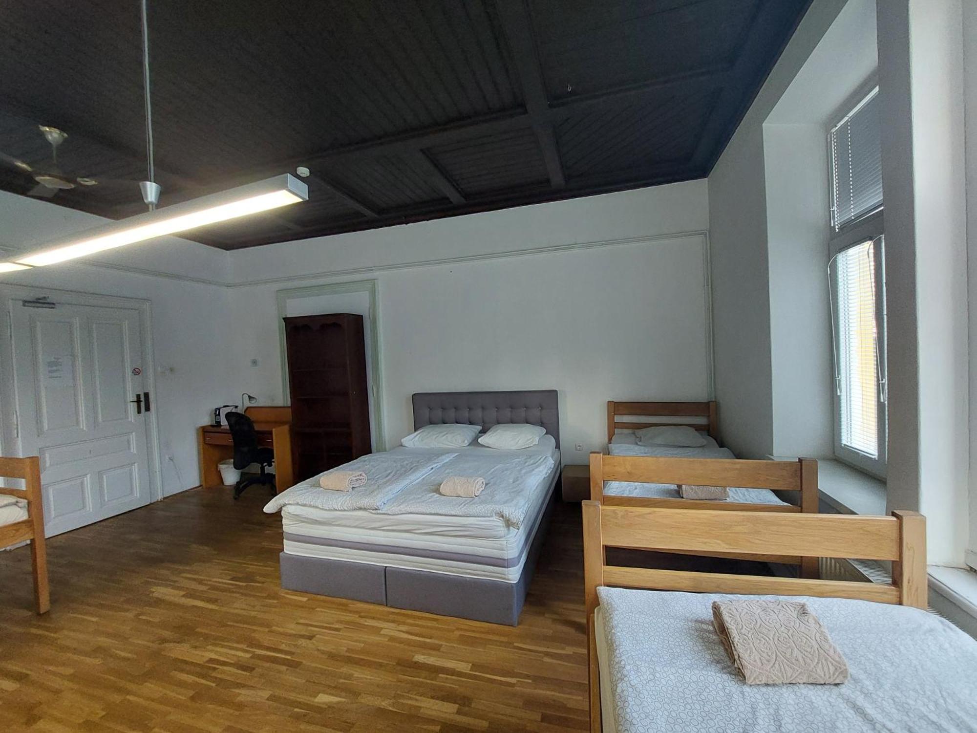 Vv Way - Lisica Zvitorepka Ljubljana Ngoại thất bức ảnh