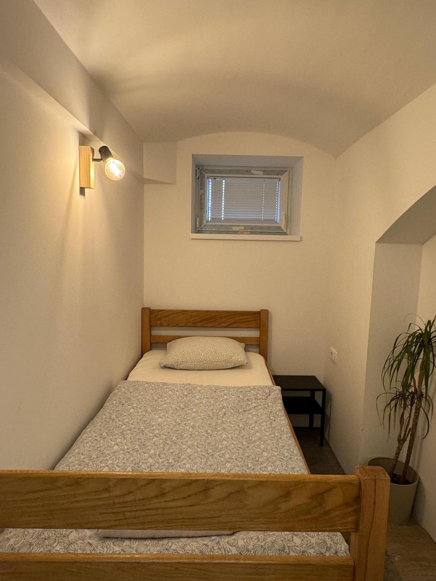 Vv Way - Lisica Zvitorepka Ljubljana Ngoại thất bức ảnh
